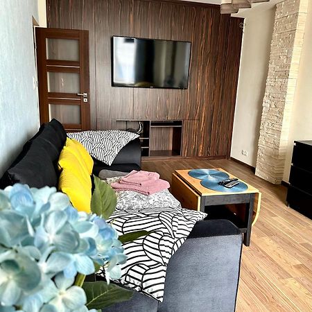 Comfort Apartment 2 Rooms 65M2 Varsovia Exterior foto