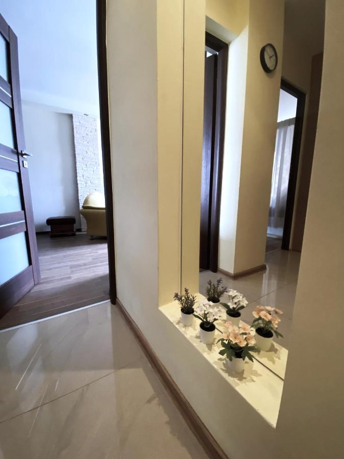 Comfort Apartment 2 Rooms 65M2 Varsovia Exterior foto