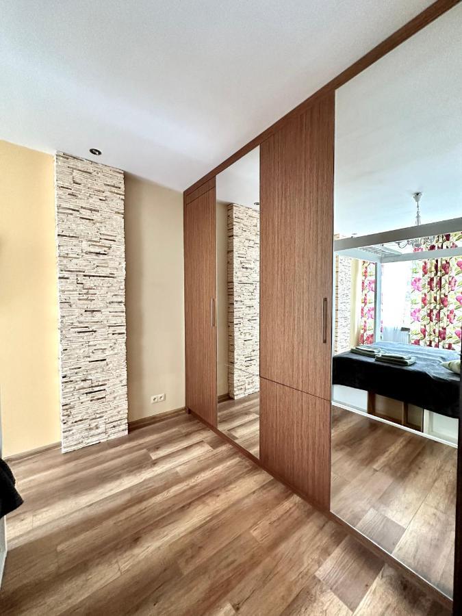 Comfort Apartment 2 Rooms 65M2 Varsovia Exterior foto